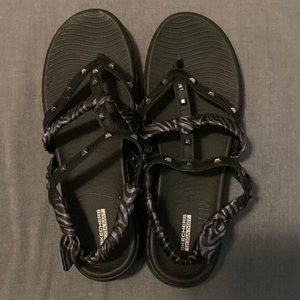 Womens Size 11 Sketchers Black Sandals